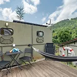 Base Camp Poolhouse Σπίτι διακοπών