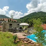 Σπίτι διακοπών Base Camp Poolhouse *