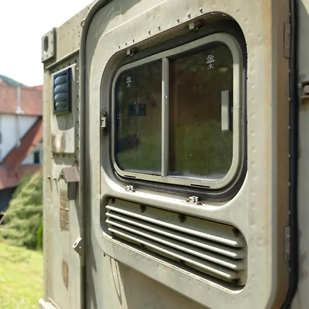 Hébergement de vacances Base Camp Poolhouse