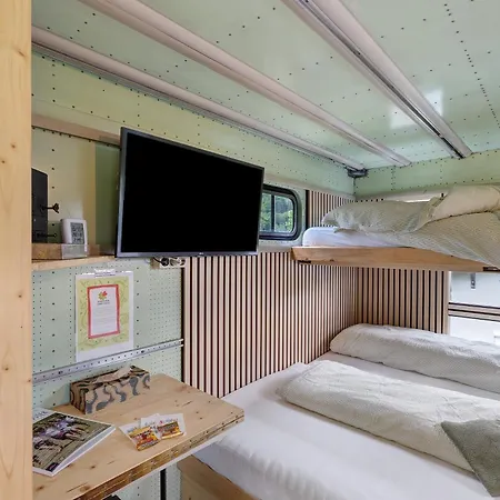 Hébergement de vacances Base Camp Poolhouse *