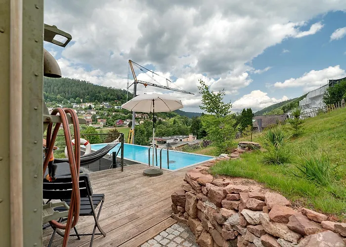 Vakantiehuis Base Camp Poolhouse *