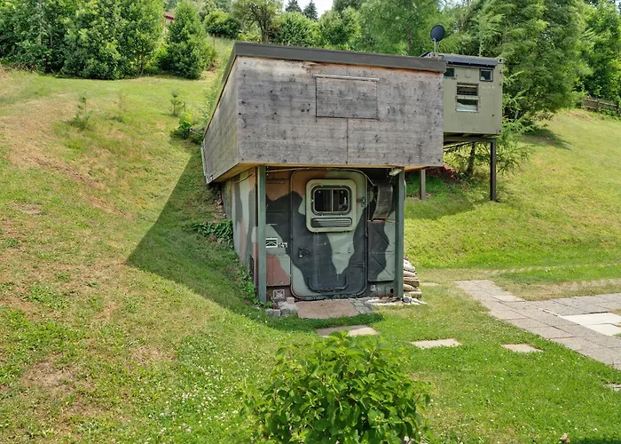 Vakantiehuis Base Camp Poolhouse Bad Wildbad